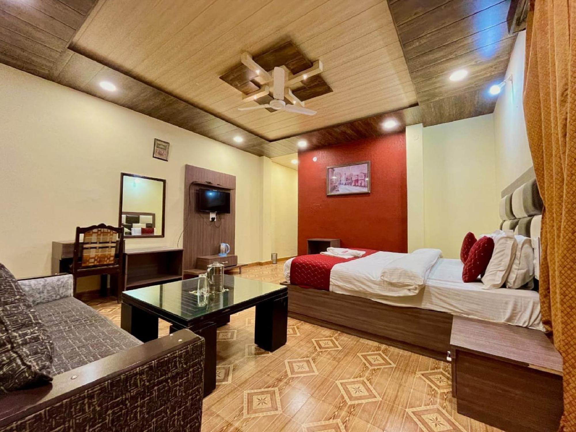 Sparkle Star Resort Khajjiar ภายนอก รูปภาพ