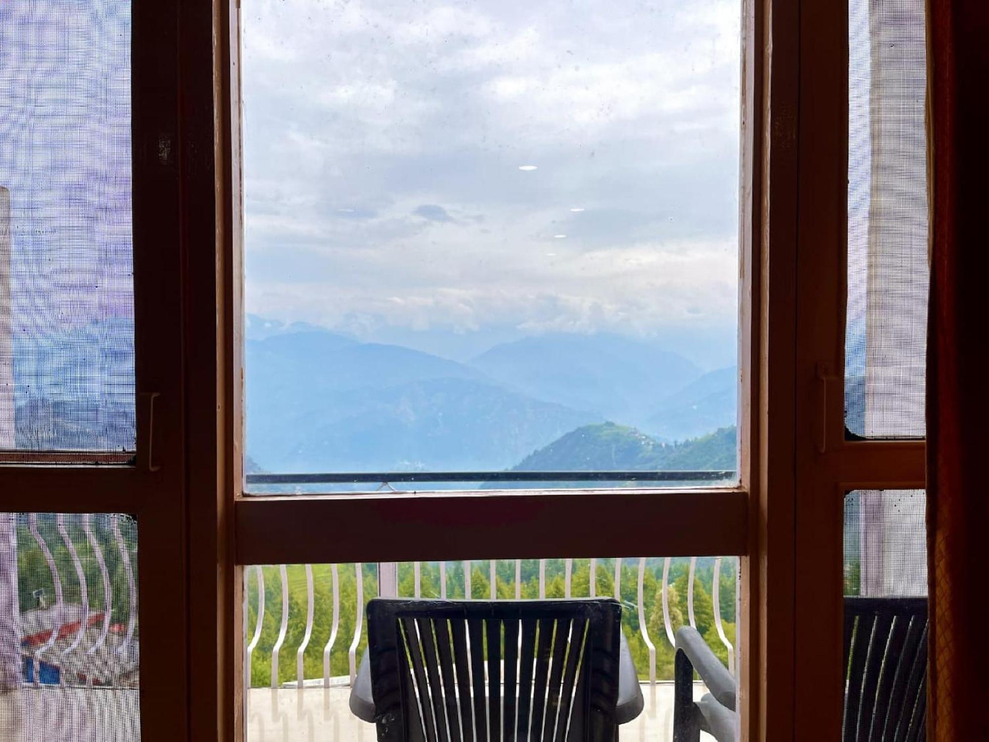 Sparkle Star Resort Khajjiar ภายนอก รูปภาพ
