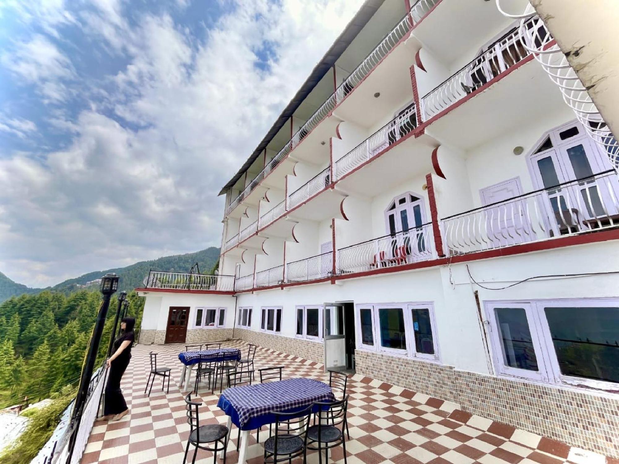 Sparkle Star Resort Khajjiar ภายนอก รูปภาพ
