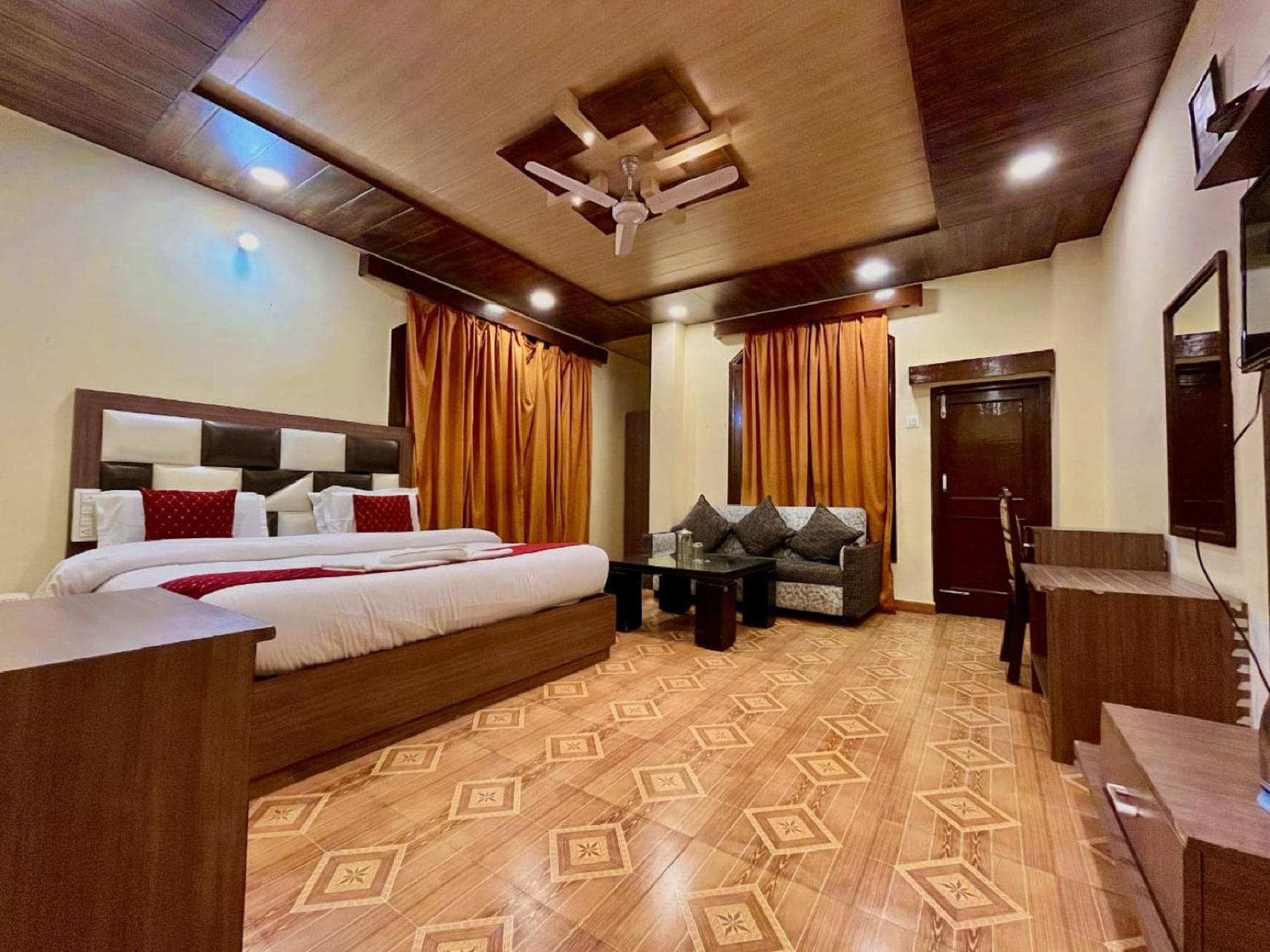 Sparkle Star Resort Khajjiar ภายนอก รูปภาพ